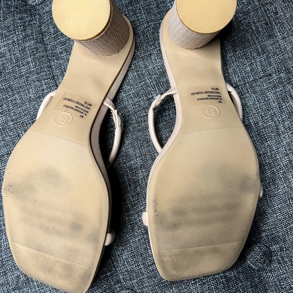 Nude Square Toe Heels - Picture 4 of 4